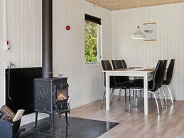 5 Star Holiday Home in Vaeggerlose
