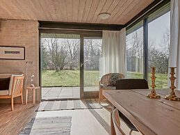 5 Star Holiday Home in Ronne