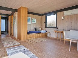 5 Star Holiday Home in Ronne