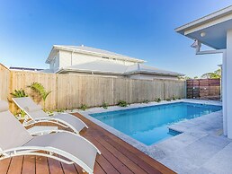 Sugar Shore Retreat