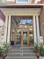 Q 23 Resort Candolim Beach