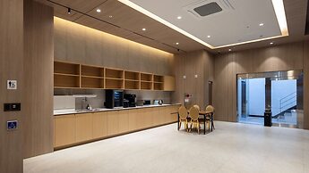 Hound Hotel Pohang Yeongildae