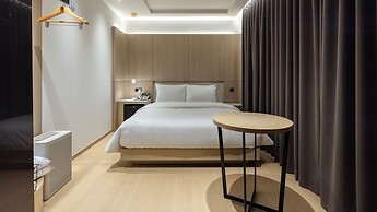 Hound Hotel Pohang Yeongildae