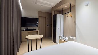Hound Hotel Pohang Yeongildae