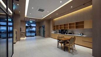 Hound Hotel Pohang Yeongildae