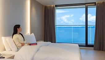 Hound Hotel Pohang Yeongildae
