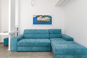 Amal & Surya apartments