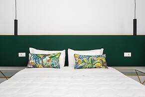 Amal & Surya apartments