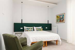 Amal & Surya apartments
