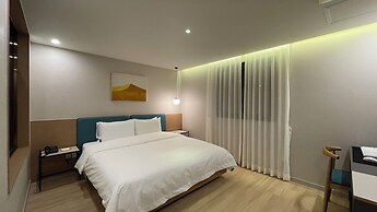 BUTTON HOTEL Yangsan Sports Complex
