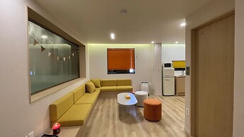 BUTTON HOTEL Yangsan Sports Complex