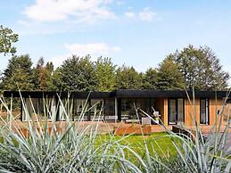 5 Star Holiday Home in Aakirkeby
