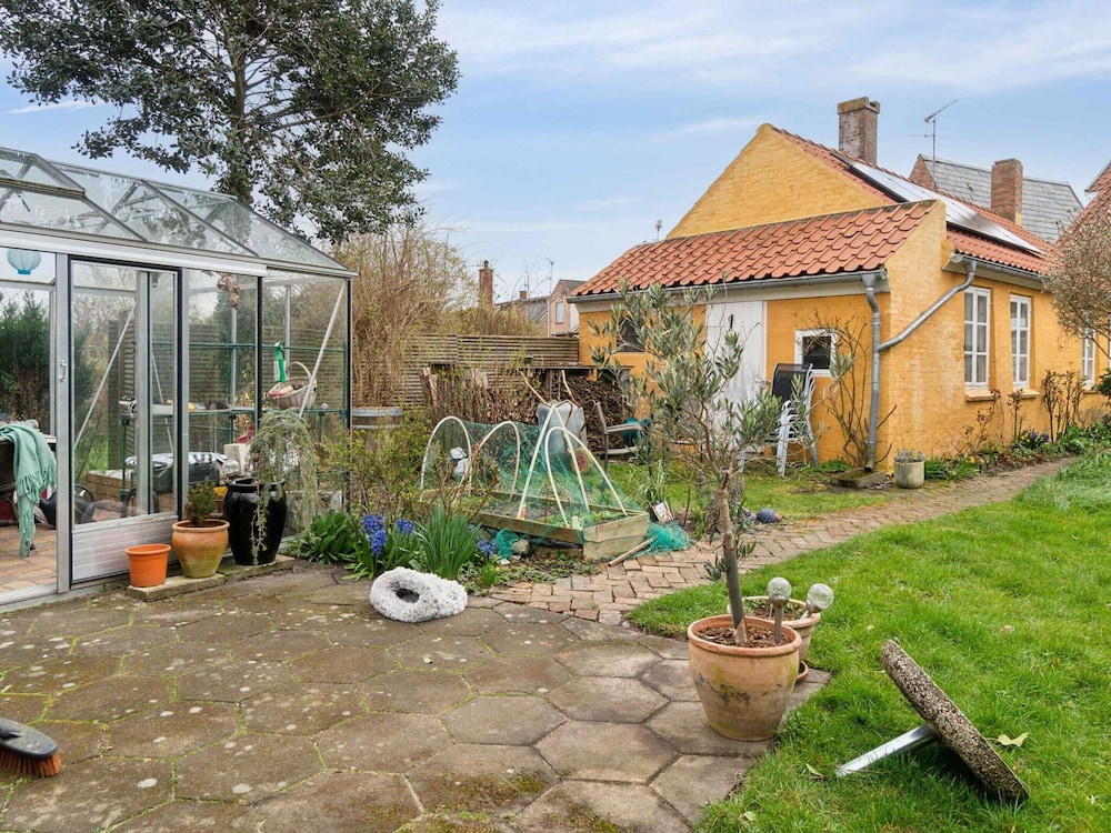 5 Star Holiday Home in Ronne