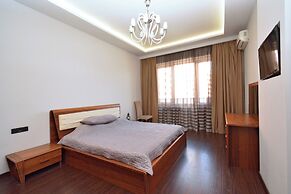 Apartment by Luxe Group TT666