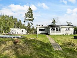 6 Person Holiday Home in Gamleby