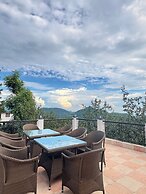 Noble Nook Stay - Bhimtal