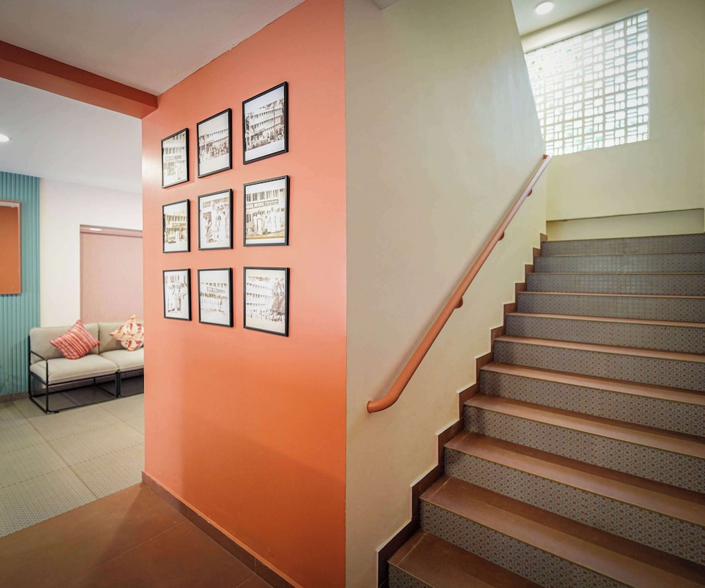 Sreenivas Lodge by Copperfolia