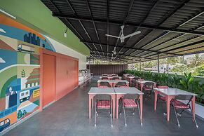 Sreenivas Lodge by Copperfolia