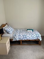 Comfortable 5 - Guest Abode - In Quiet Village