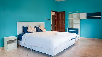 7 Bedroom Pool Villa in Kathu SV1
