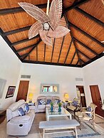 Luxurious Punta Cana Villa With Private Pool & Beach Access