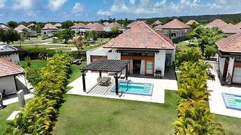 Luxurious Punta Cana Villa With Private Pool & Beach Access