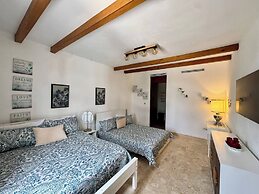 Luxurious Punta Cana Villa With Private Pool & Beach Access