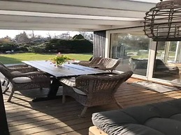 5 Star Holiday Home in Dronningmolle