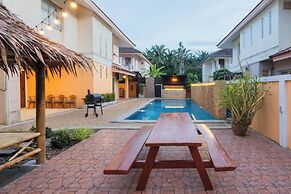 Poolnest Villa Private Saltwater Pool Retreat