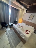 Reva Suites