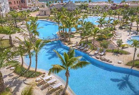 Enjoy Cap Cana Beach In Comfortable Marina Condo