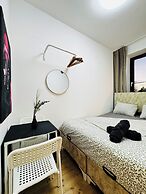 Spacious Budget Home Garden Stay