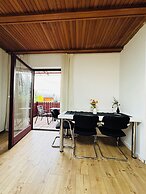 Spacious Budget Home Garden Stay