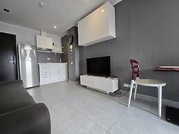 1 BR Condo in good location NV402