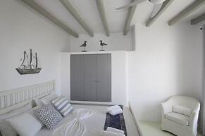 Villa Pathos by Apleton Villas Paros