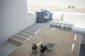 Villa Pathos by Apleton Villas Paros