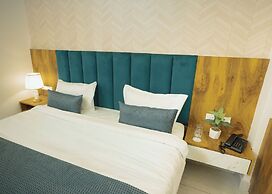 Hotel Maya Elite