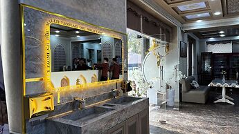 Ohu Palace Hotel