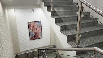Ohu Palace Hotel