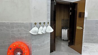 Ohu Palace Hotel