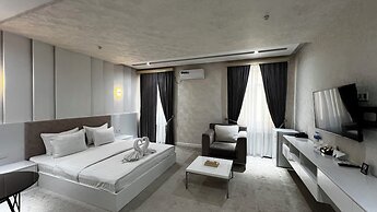 Ohu Palace Hotel