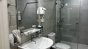 Ohu Palace Hotel