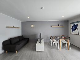 Skyline Serenity  1Bed T2-721