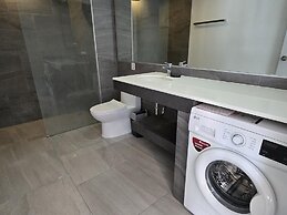Skyline Serenity  1Bed T2-721