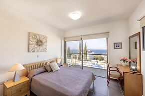 Lenias Sea View in Neo Chorio