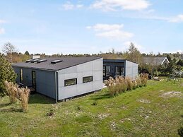5 Star Holiday Home in Vaeggerlose