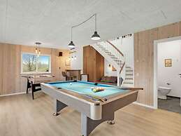 5 Star Holiday Home in Spottrup