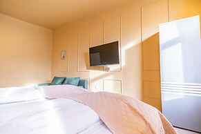 Group Friendly 4BR Near Westbahnhof