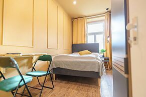 Group Friendly 4BR Near Westbahnhof