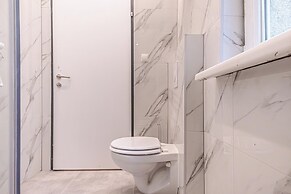 Group Friendly 4BR Near Westbahnhof